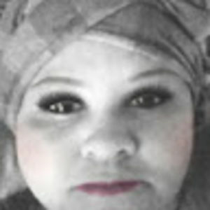 Meet your Posher, Adrienne